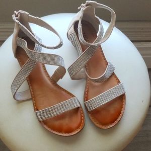 Zigi girl size 6.5 Mikaela sandals. Cream suede color with bling.